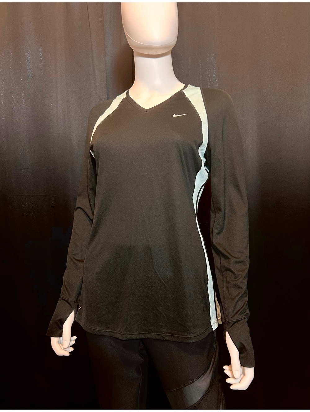 Nike pullover medium - Picture 2 of 6